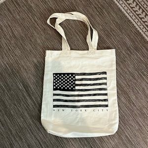 NYC tote